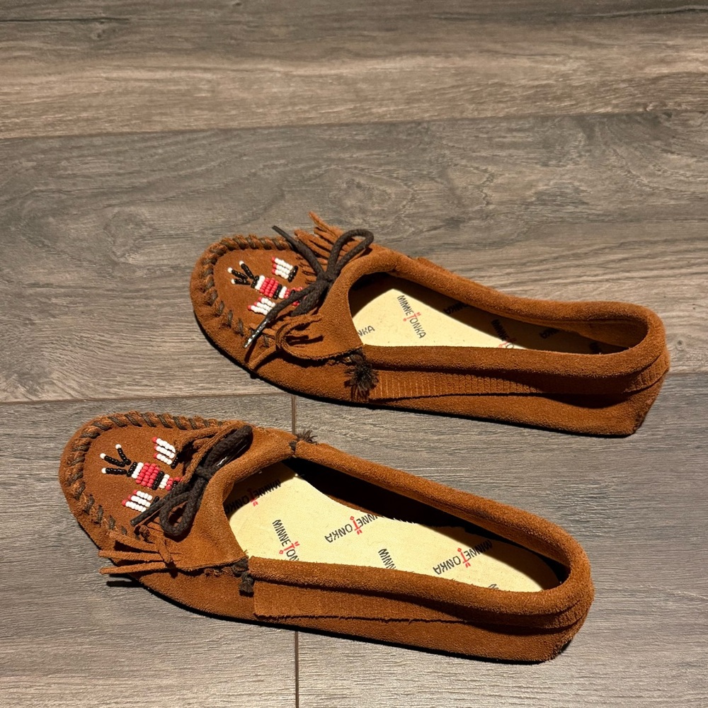 Women's Thunderbird Softsole Moccasins Size 6 - Picture 2 of 9